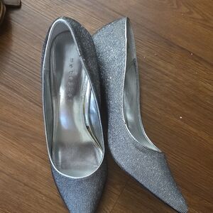 Metaphor Shimmering Silver Heels